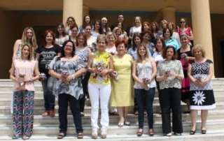 Δάσκαλοι και μαθητές αποχαιρετούν τη Διευθύντρια κ. Αικατερίνη Κούλη