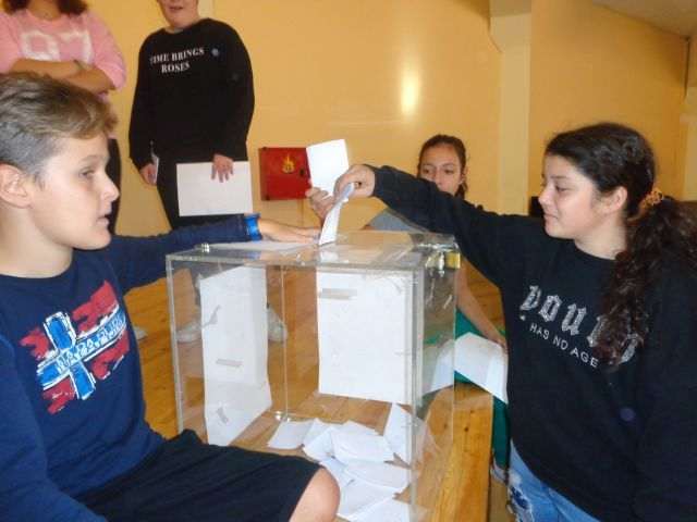 Το δεκαπενταμελές μαθητικό συμβούλιο 2017-2018