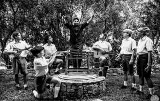 Κυριακή απόγευμα στο θέατρο