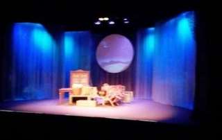 "Η μωβ Ομπρέλα"