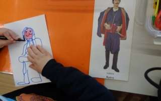 Γνωριμία με τις παραδοσιακές φορεσιές...