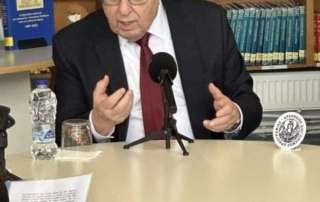 Συζητώντας για την ορθογραφία με τον καθηγητή κ. Γεώργιο Μπαμπινιώτη