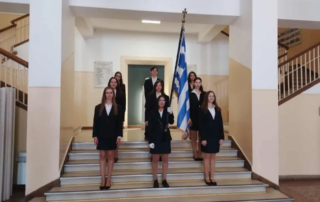 25826-to-a-arsakeio-lykeio-psychikou-timise-tin-ethniki-epeteio-tis-28is-oktovriou