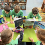 25862-episkepsi-sti-vivliothiki-tou-scholeiou-mas