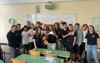 25929-mia-synarpastiki-apodrasi-sto-scholeio-mas