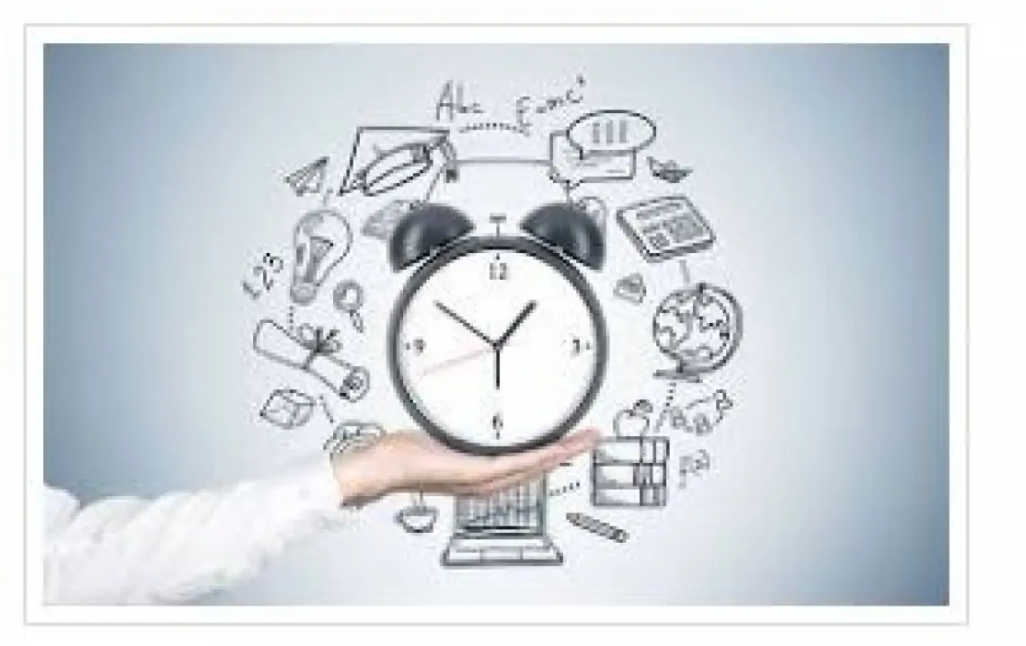 26055-organosi-chronou-kai-prosarmogi-sto-gymnasio