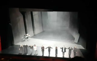 26217-parakolouthisi-operas-sti-lyriki-skini