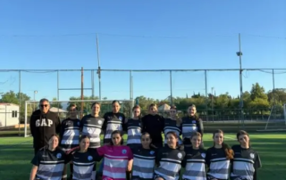 26270-niki-tis-omadas-podosfairou-ton-koritsion