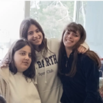 26283-ma-anoichta-cheria-petame-sikiarideio-idryma