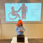 26375-pagkosmia-imera-atomon-me-anapiries-