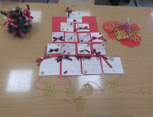 Κατασκευή χειροποίητων χριστουγεννιάτικων καρτών και στολιδιών