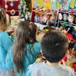 26429-christougenniatiko-pazari_-mazi-mikroi-kai-megaloi