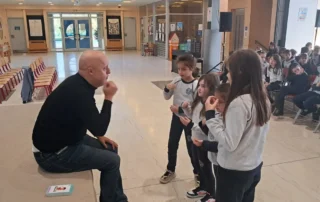 26503-pagkosmia-imera-atomon-me-anapiria-3-dekemvriou-mathainoume-na-epikoinonoume-me-olous