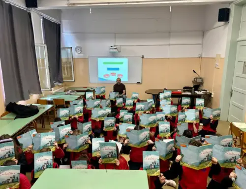 Ένα Ταξίδι στην «Αποθήκη» με τον συγγραφέα Βασίλη Κουτσιαρή