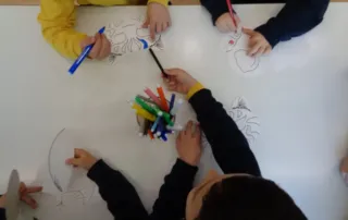 26922-mia-giorti-synergasias-dimiourgias-kai-omalis-metavasis