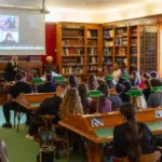 26978-i-evrovouleftis-eleonora-meleti-sta-arsakeia-psychikou